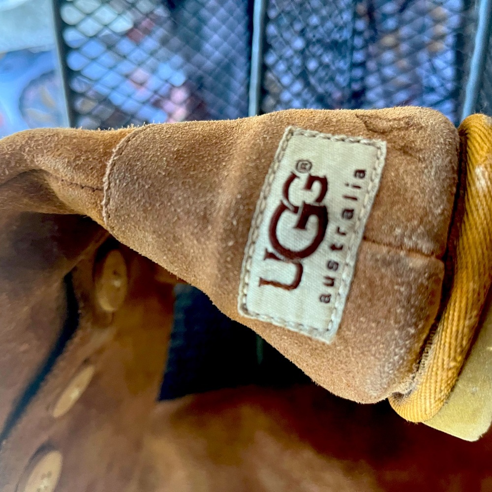 Ladies size seven UGG boots